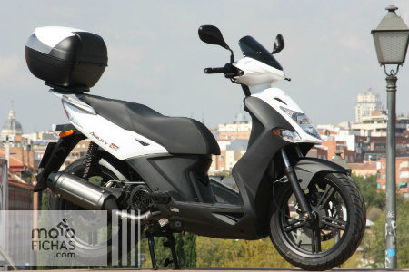 03 Prueba Kymco Agility City 125 estatica lateral