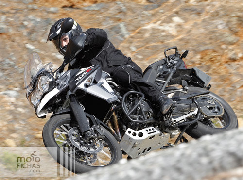 prueba-triumph-tiger-800-XC-2015-aperura